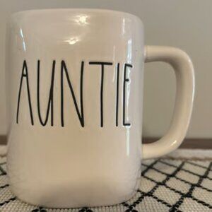 Rae Dunn “Auntie” Coffee Mug